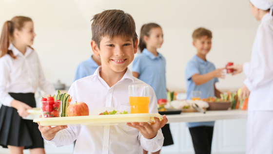 Mensa scolastica: migliora le abitudini alimentari dei nostri figli?