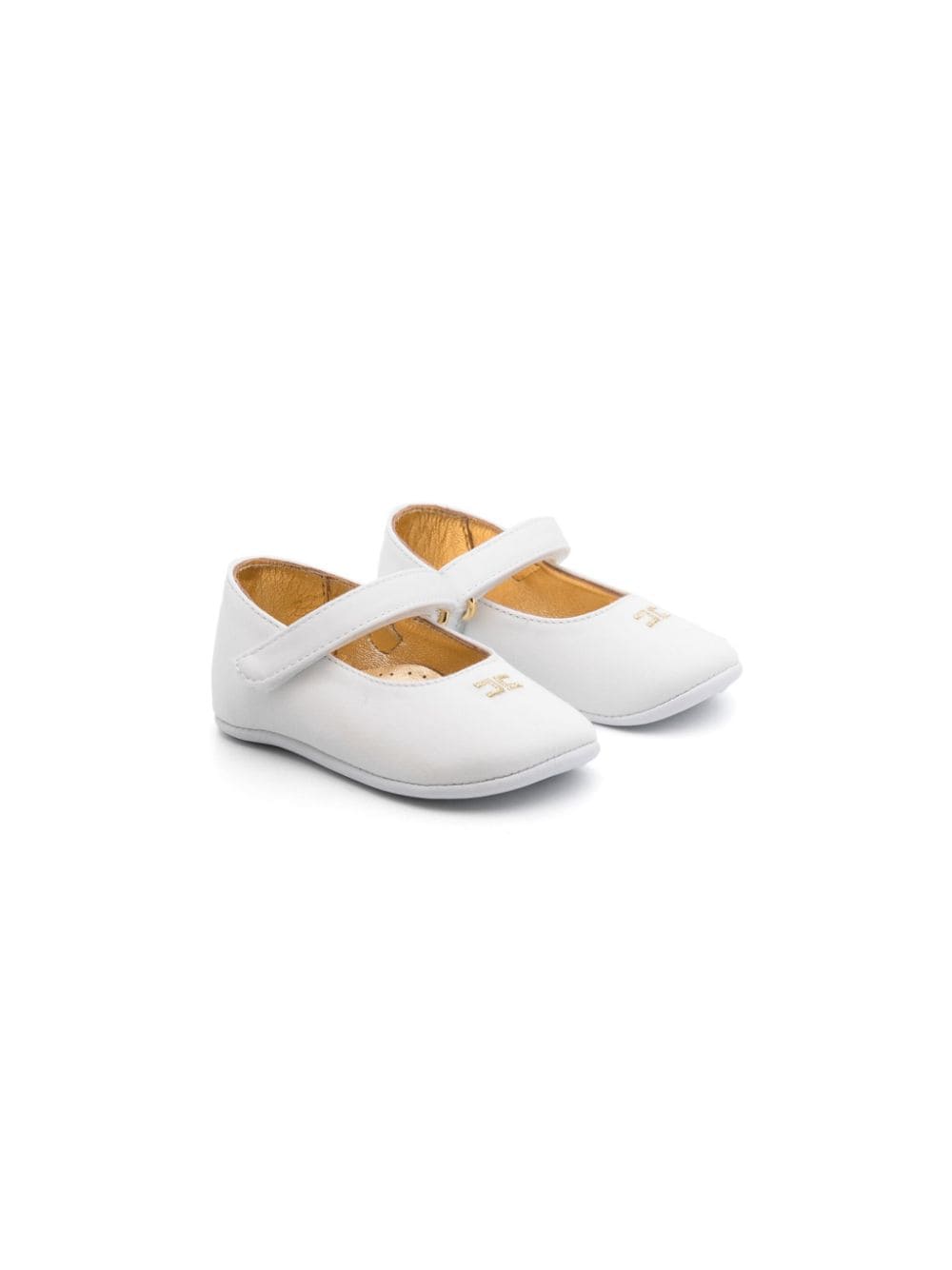 Chaussure blanche nouveau-né
