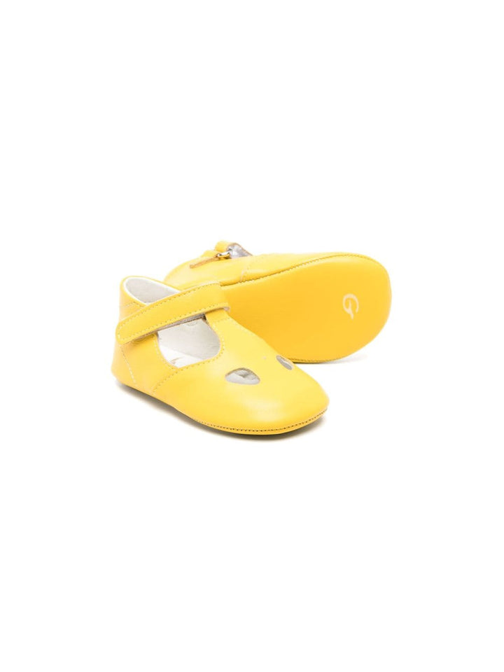 scarpe  gialle neonato