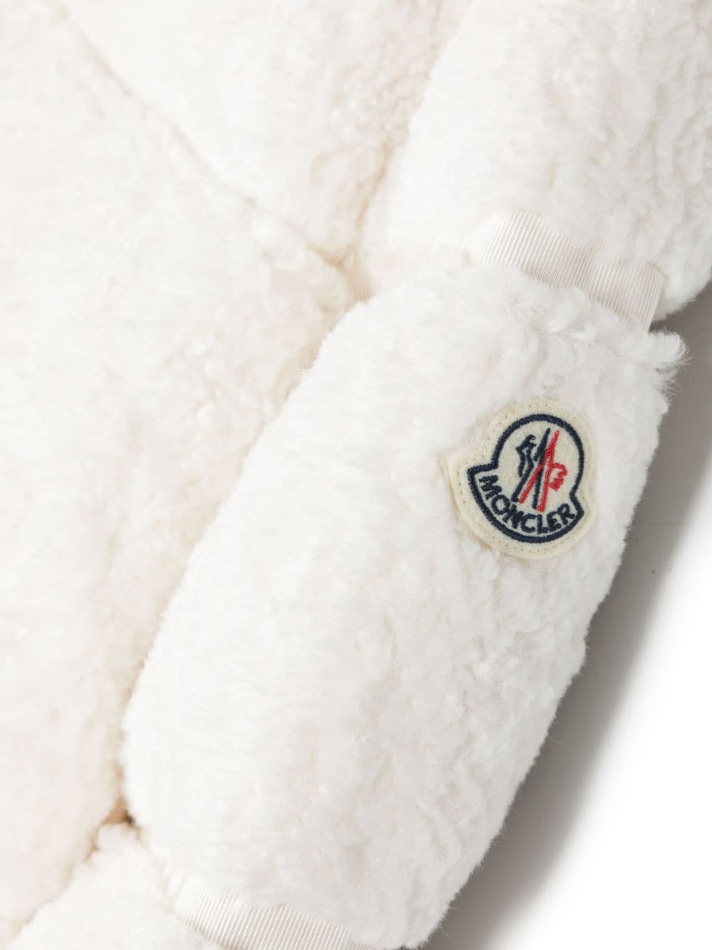 Moncler Kids 1A0011054AM6034