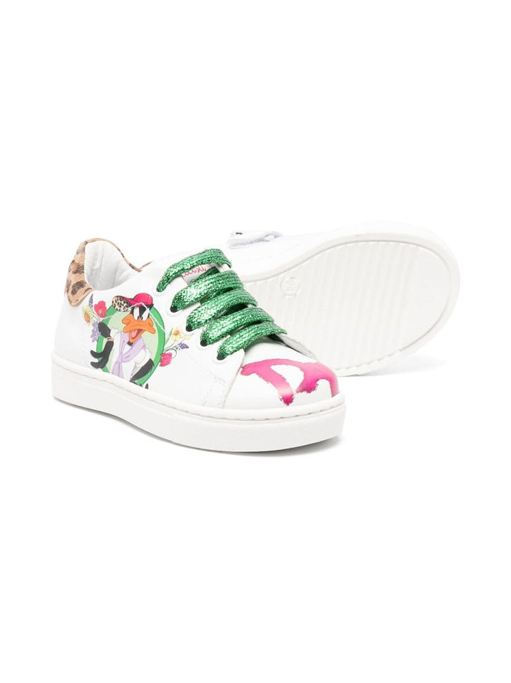 Sneakers bianche con stampa multicolor