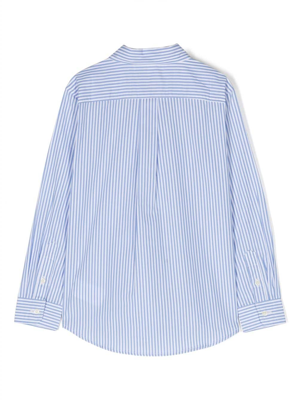 Chemise bleu bébé avec broderie