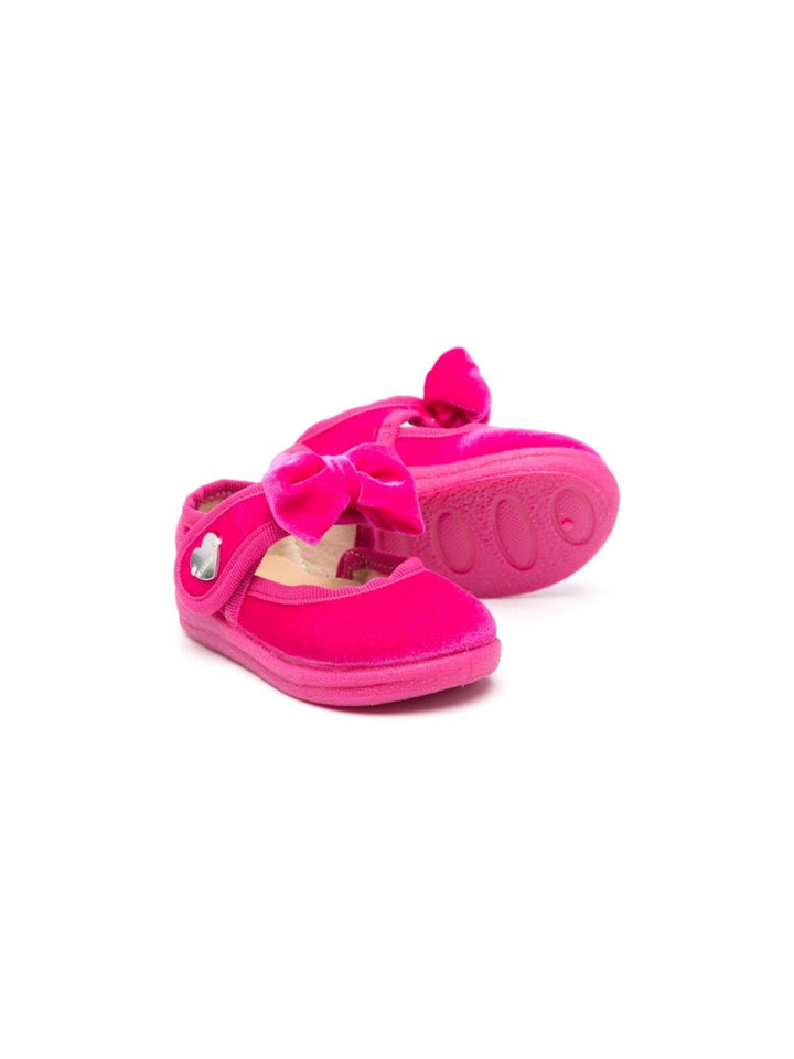 Scarpe fucsia neonata