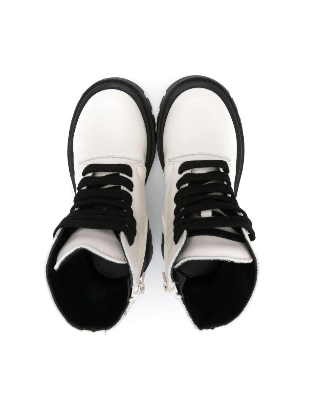 Scarpe bianche bambina