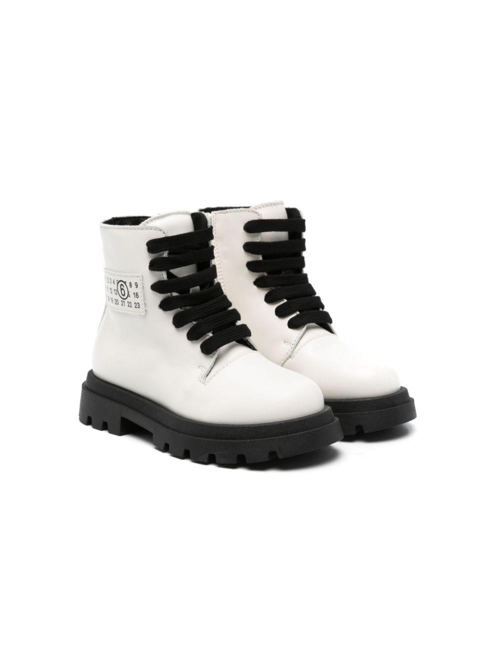 Scarpe bianche bambina