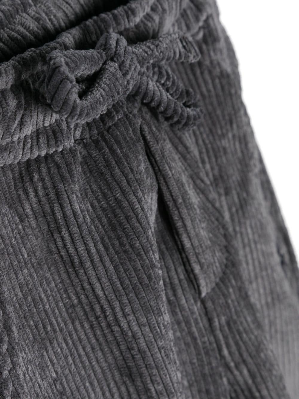 Pantaloni grigi neonato