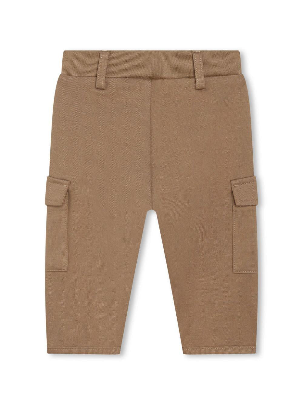 Cargo neonato marrone