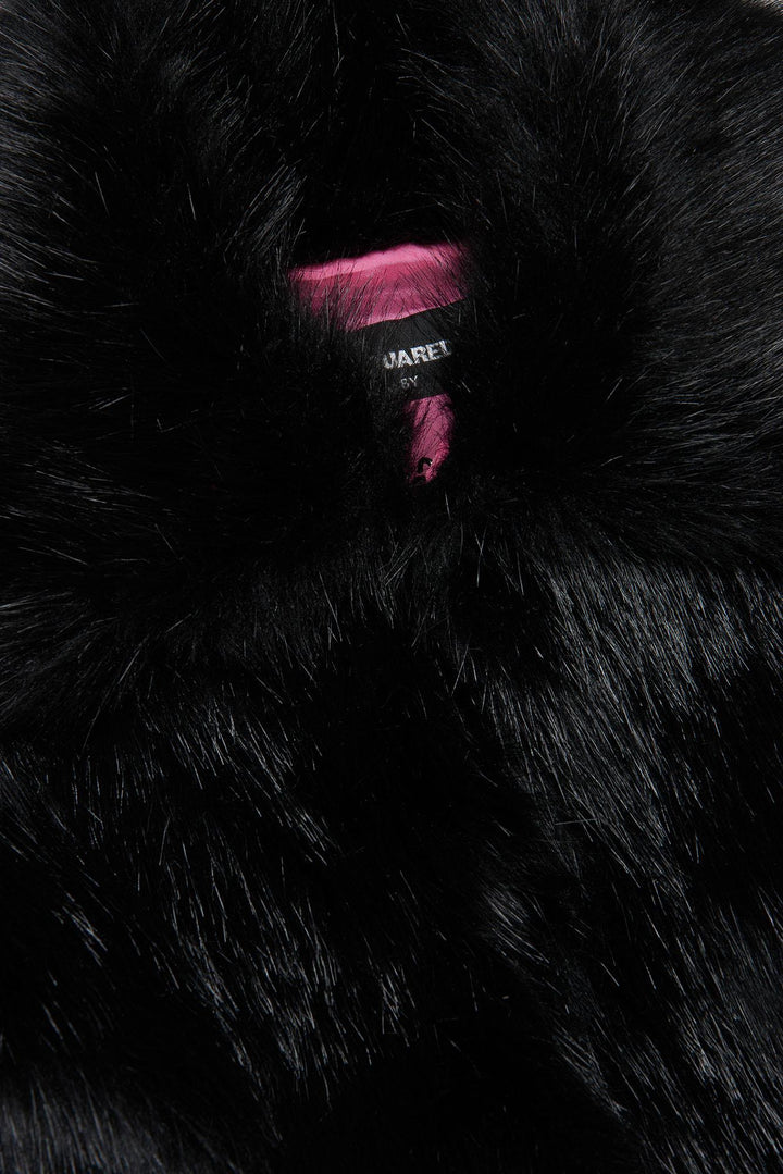 Pelliccia nera bambina