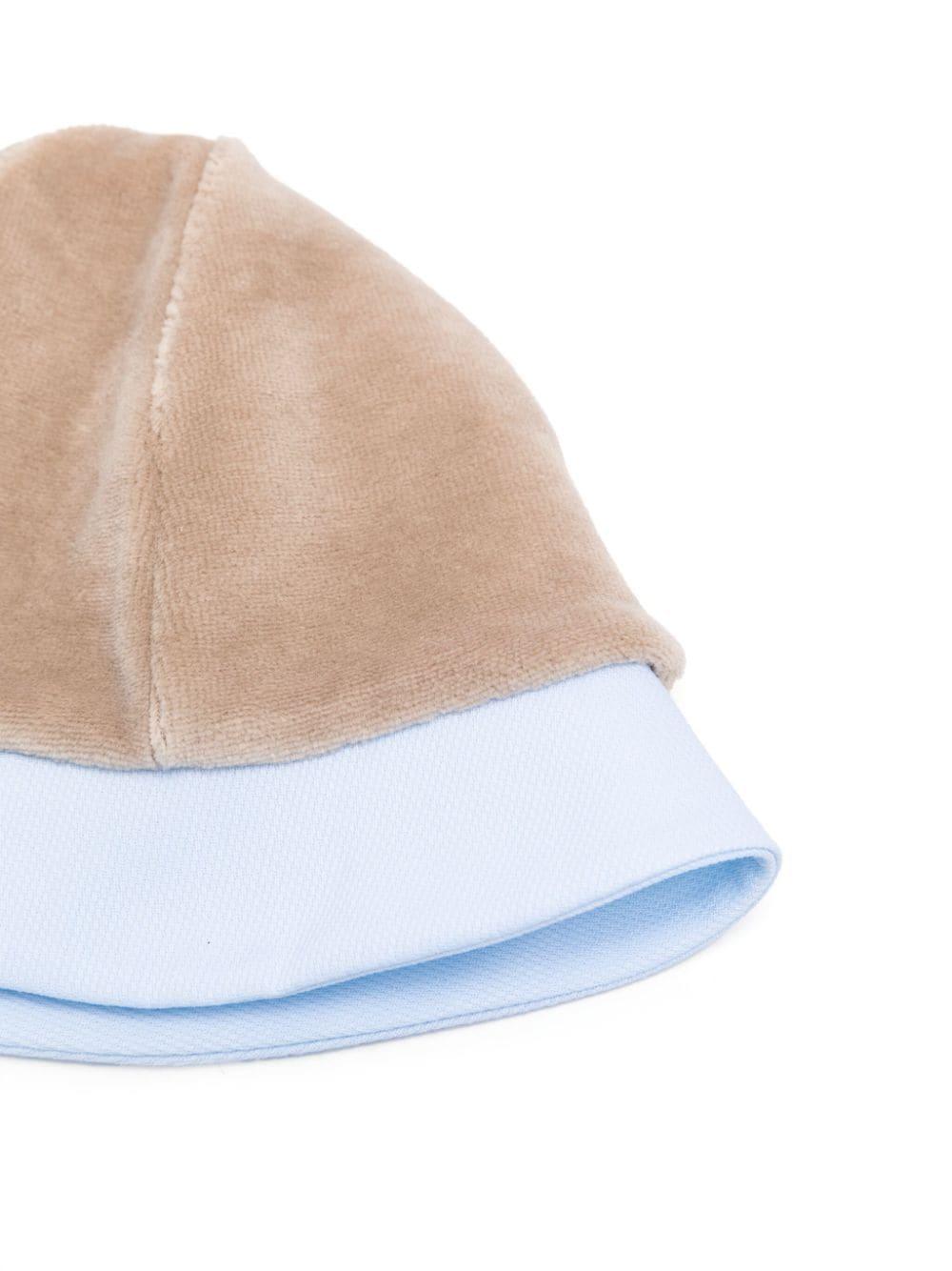 Cappello marrone chiaro neonato TBCP57L05 01 la stupenderia 