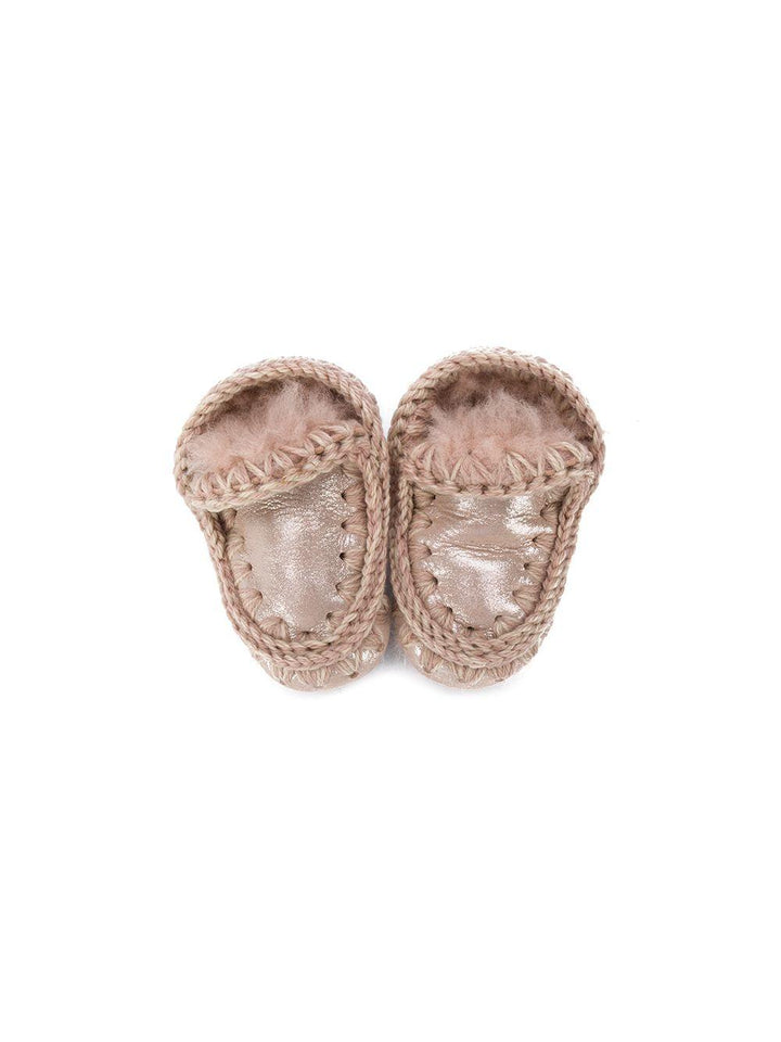 Scarpe rosa neonata